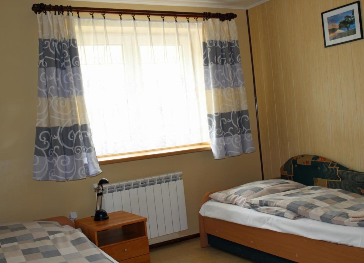 Bar Malwa Motel Aleksandrów Łódzki Exterior foto