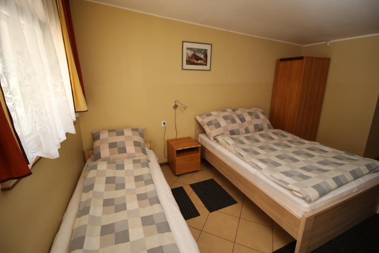 Bar Malwa Motel Aleksandrów Łódzki Exterior foto